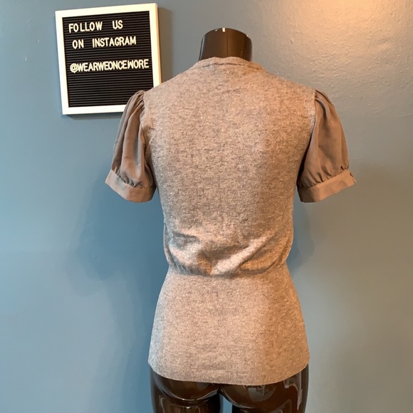 Stretchy Cotton Top with Sheer Sleeves - Picture 3 of 6